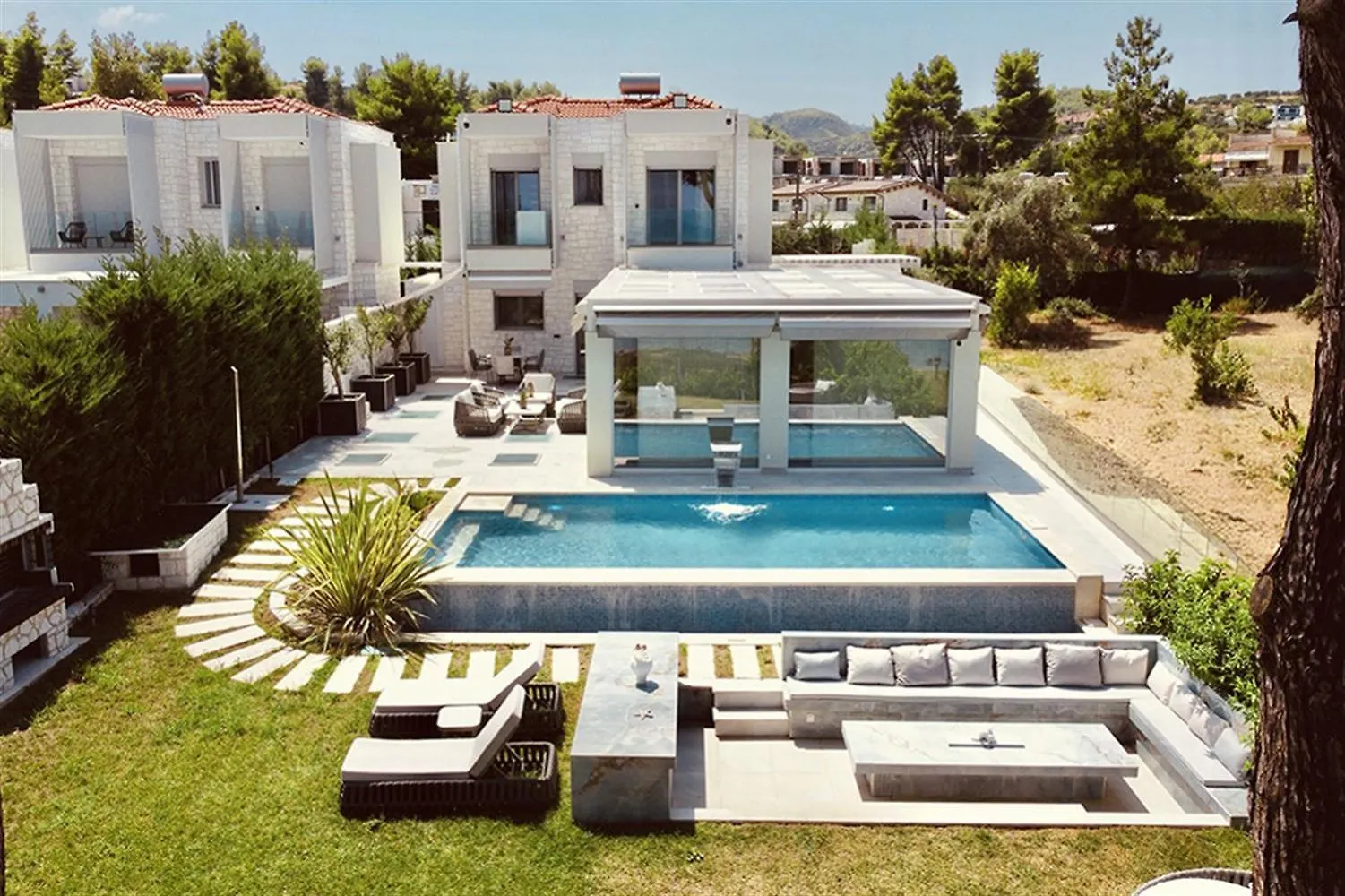 Meltemi Pool Villa Hanioti 10 Guests 4 Bedrooms